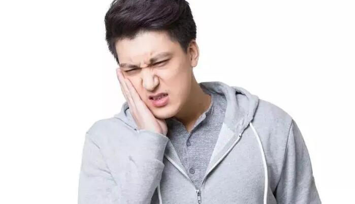 牙周炎引起牙痛時的止痛方法